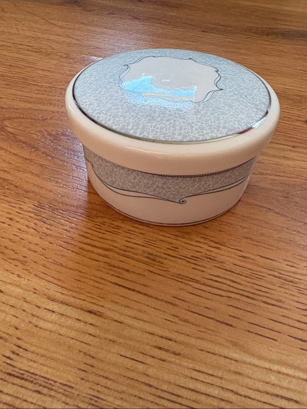 Wedgwood Venice Bone China Round Trinket Box